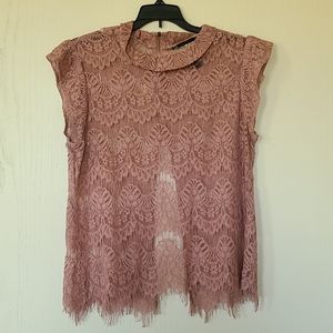 *NWOT * blush eyelash lace top